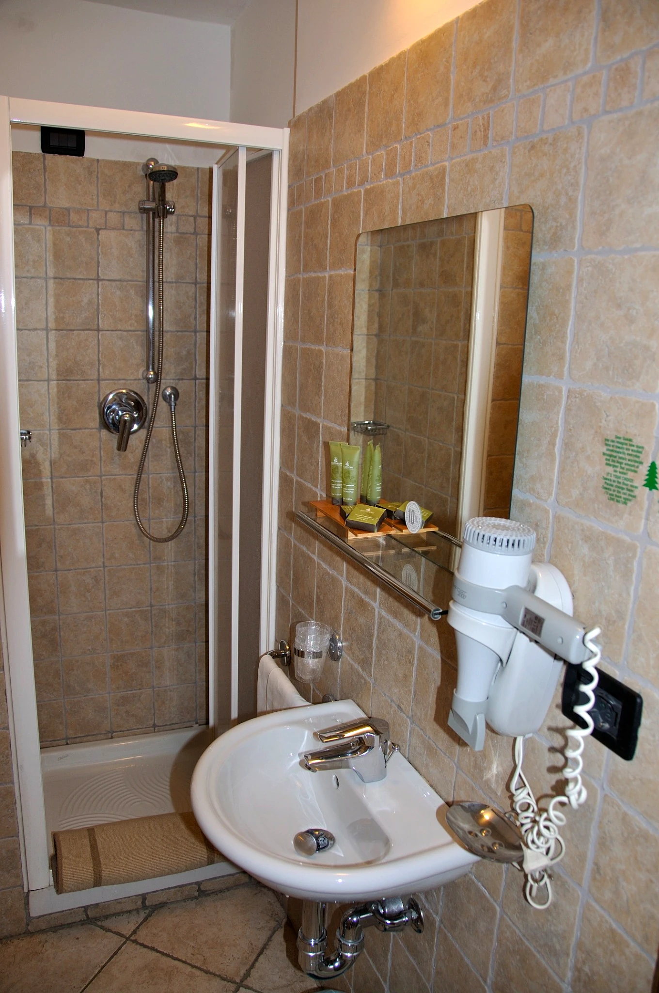 Camere Comfort all'Hotel Sud-Ovest 7